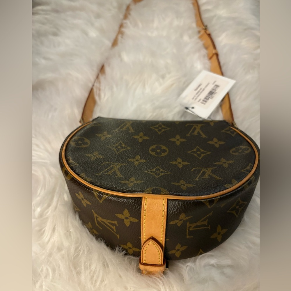 LV Monogram Tambourin Crossbody Bag  NWT VINTAGE - Picture 9 of 16